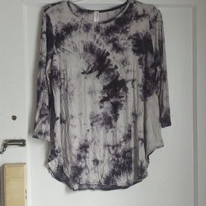 NWOT Chic Soul Top